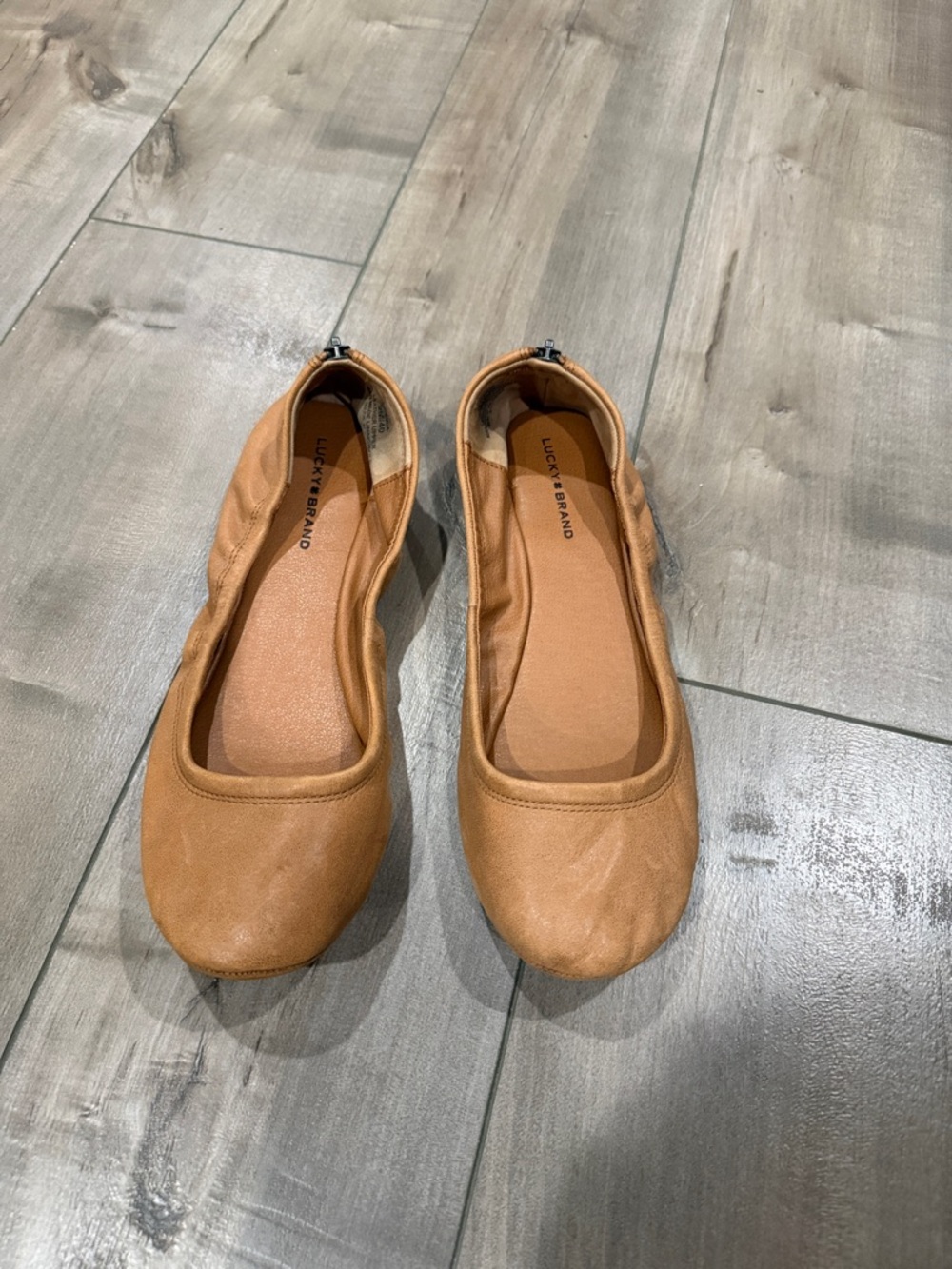 Lucky Brand Women's Tan Leather Ballet Flats - Picture 2 of 4
